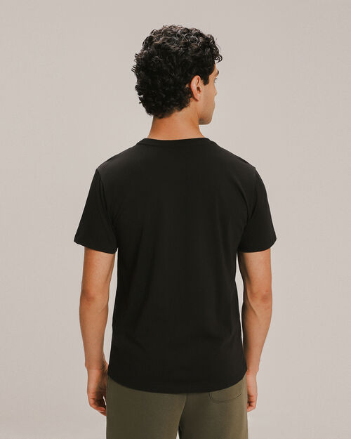 Playera Negra Con Estampado